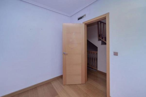 Chalet pareado en calle los Auroros