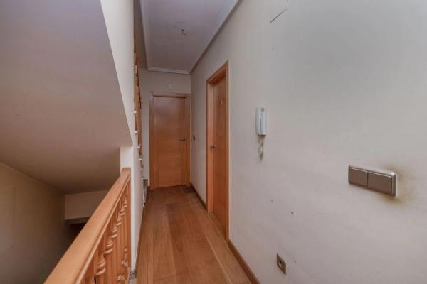 Chalet pareado en calle los Auroros