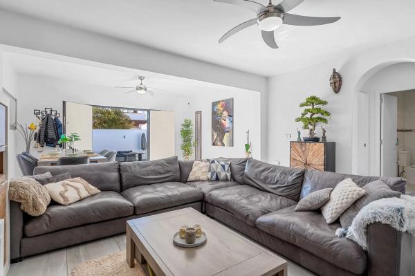 Casa independiente en calle Higueras