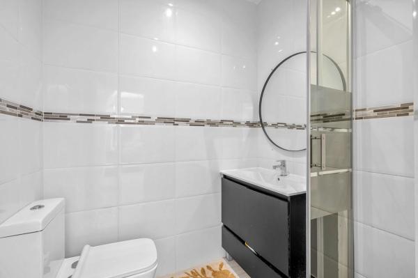 Casa independiente en calle Higueras