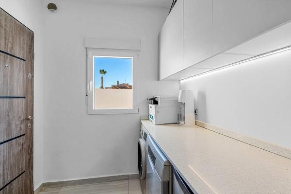 Casa independiente en calle Higueras, 20