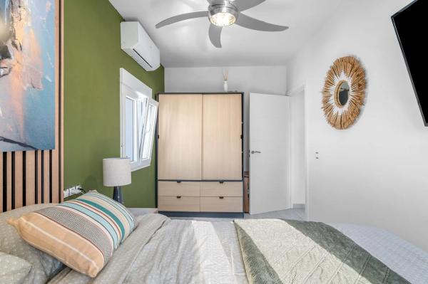 Casa independiente en calle Higueras, 20