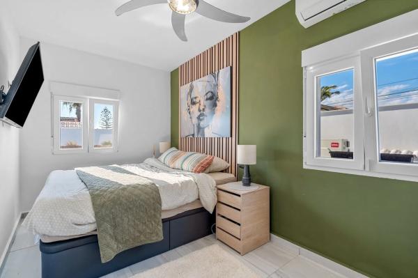 Casa independiente en calle Higueras, 20