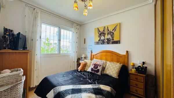 Chalet en Barrio Centro de la Ciudad Quesada