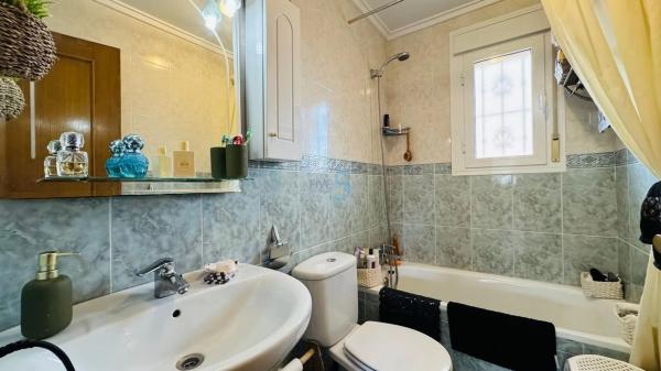 Chalet en Barrio Centro de la Ciudad Quesada