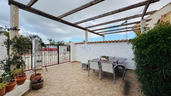 Chalet en Barrio Centro de la Ciudad Quesada