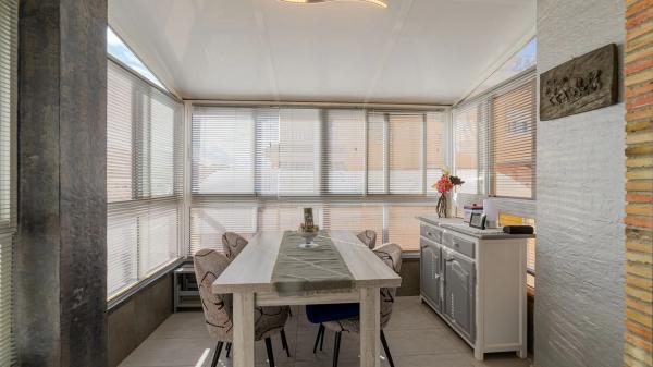 Chalet pareado en calle Cangas