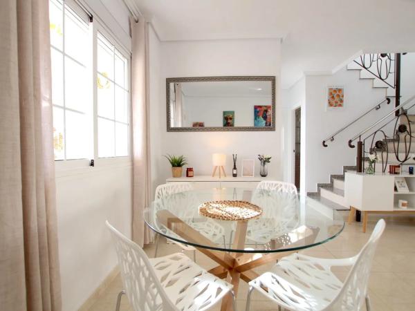 Chalet adosado en calle Tarragona