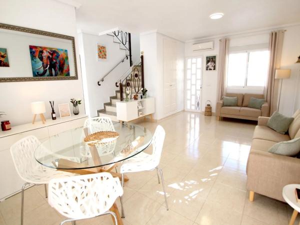 Chalet adosado en calle Tarragona