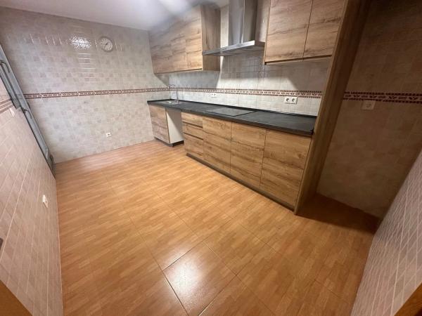 Piso en CL Tierno Galvan, 11