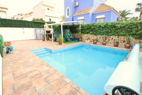 Chalet en San Miguel de Salinas