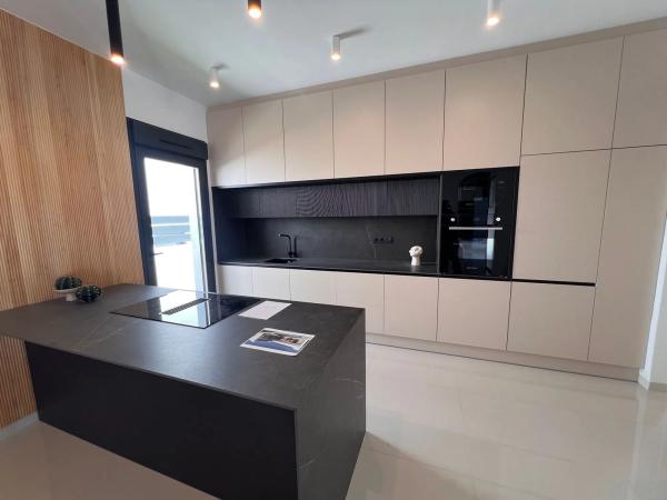 Casa independiente en calle Wagner