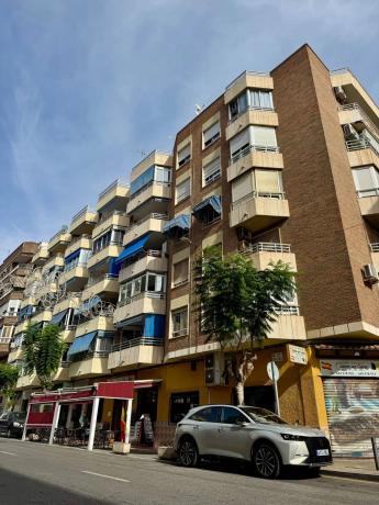 Piso en calle Clavel