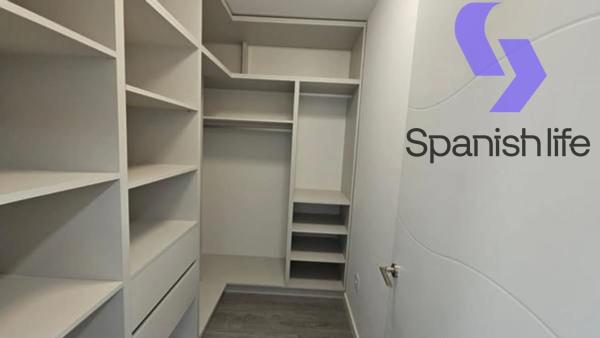 Casa independiente en avenida Alfredo Nobel