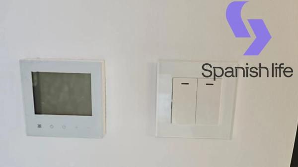 Casa independiente en avenida Alfredo Nobel