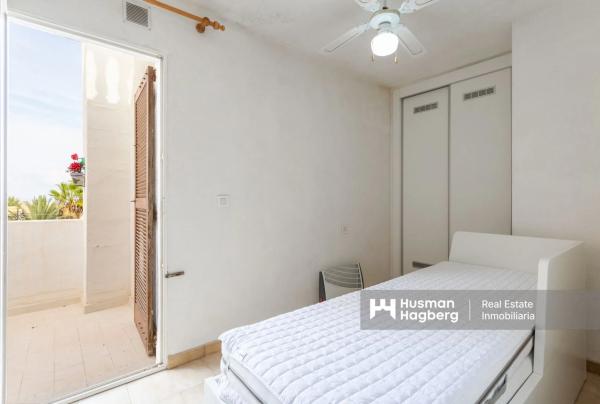 Chalet adosado en calle Cuenca