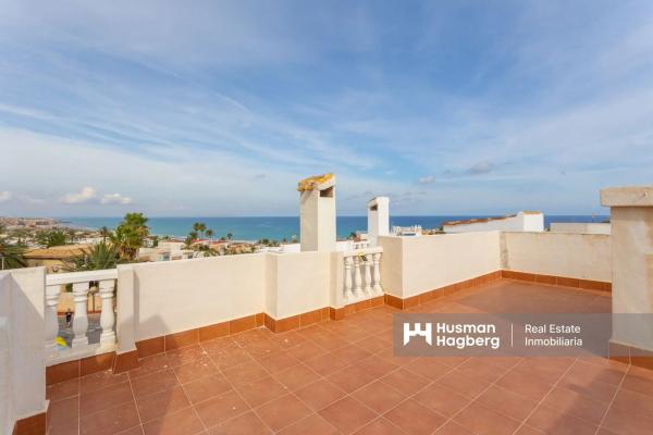 Chalet adosado en calle Cuenca