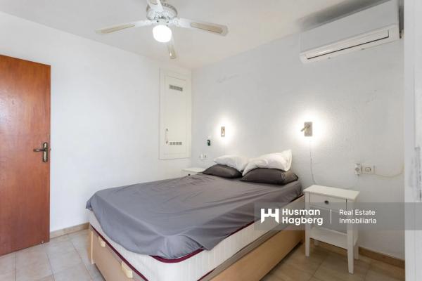 Chalet adosado en calle Cuenca