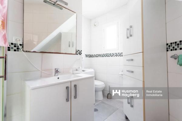 Chalet adosado en calle Cuenca