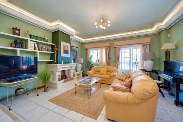 Casa independiente en calle de los Hibiscus