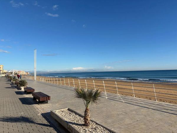 Piso en avenida Suiza, 50