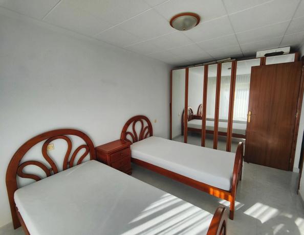 Chalet adosado en avenida Robleda