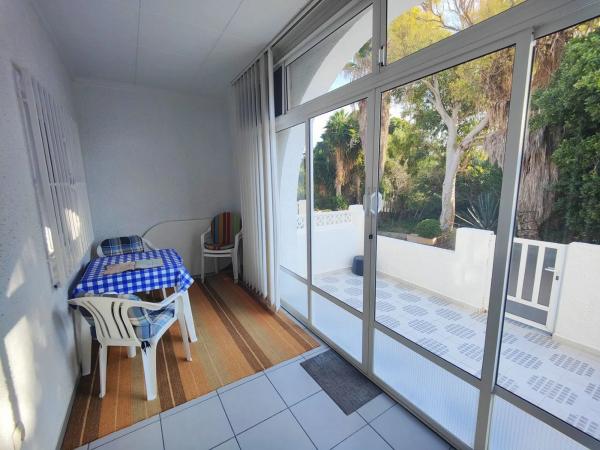 Chalet adosado en avenida Robleda