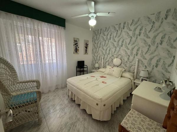 Chalet adosado en calle Francisco Diez Martinez