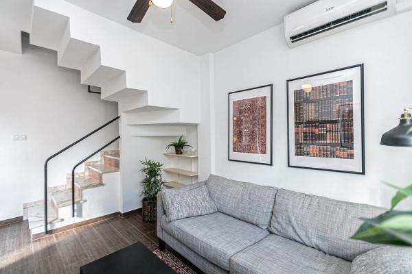 Chalet pareado en calle Antonio Ordóñez, 72