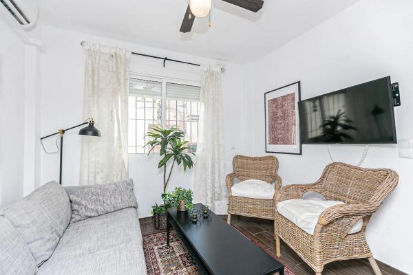 Chalet pareado en calle Antonio Ordóñez, 72