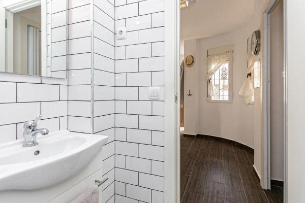 Chalet pareado en calle Antonio Ordóñez, 72