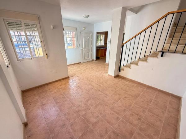 Chalet adosado en calle de las Gardenias, 1