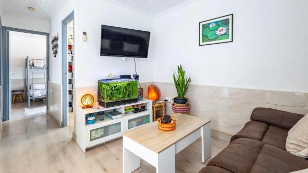 Chalet pareado en calle Acacias