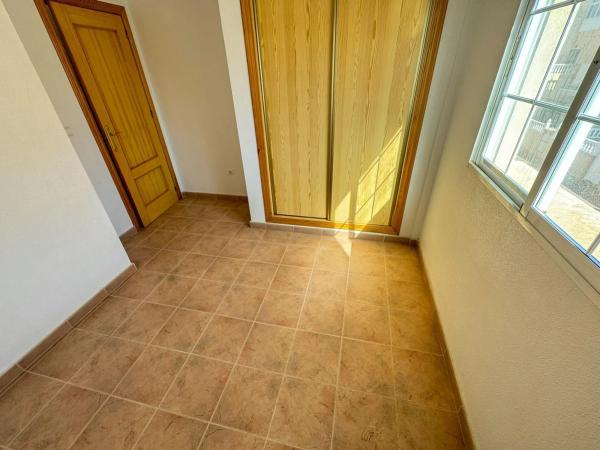 Chalet adosado en calle de las Gardenias, 1