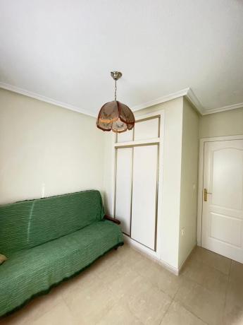 Chalet adosado en calle las Tortolas