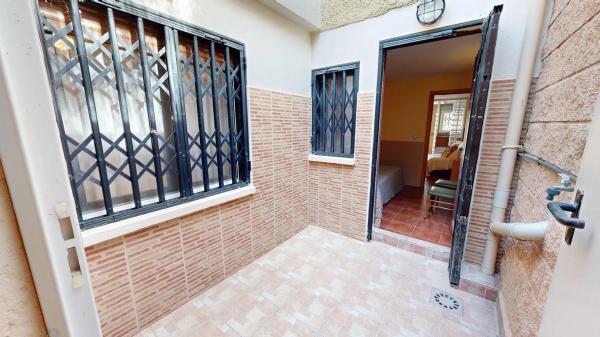 Casa independiente en avenida Elche Bal