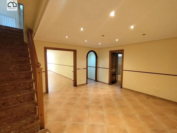 Casa independiente en Ur Altos Los, 12