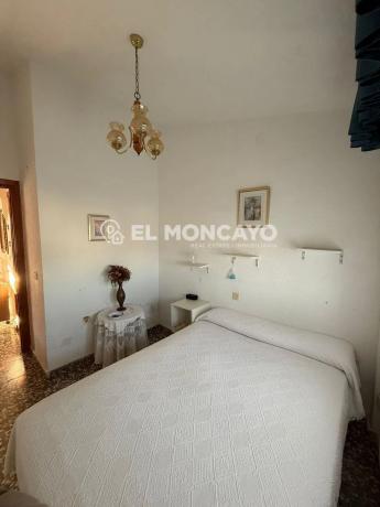 Chalet adosado en avenida de Torrevieja