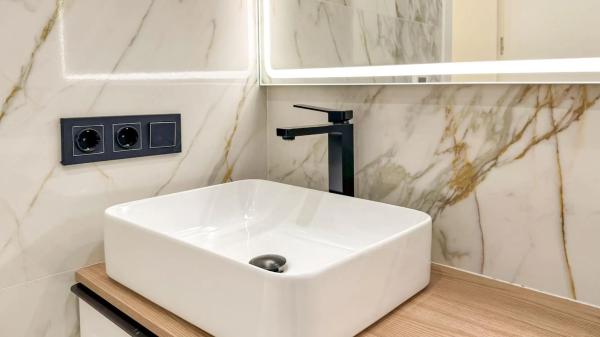 Casa independiente en calle Varsovia Bal