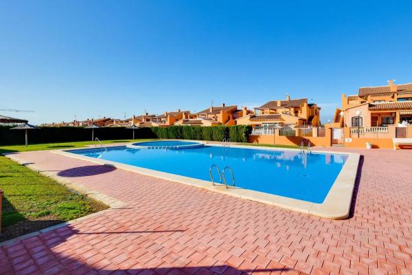 Casa independiente en calle Lanzarote, 4