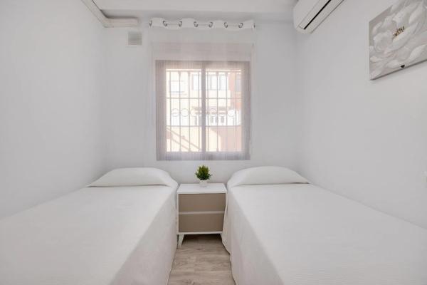 Casa independiente en calle Lanzarote, 4