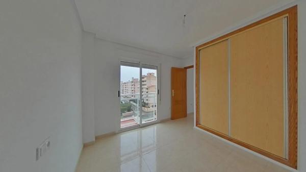 Piso en calle Santa Petra