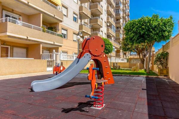 Piso en calle Joven Pura