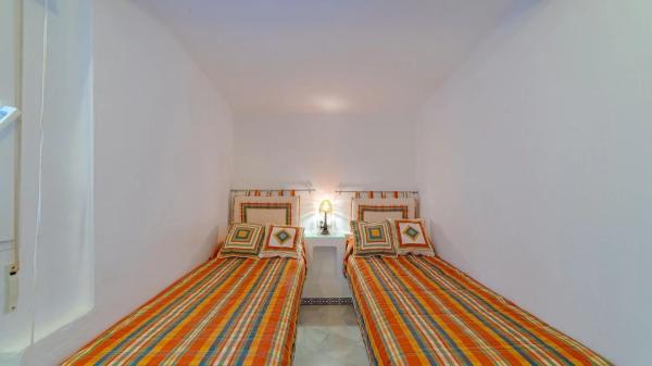 Piso en avenida Roentgen, 6