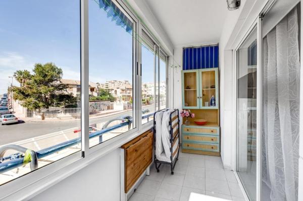 Estudio en calle Eneas, 1