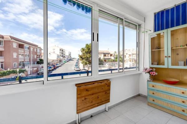 Estudio en calle Eneas, 1