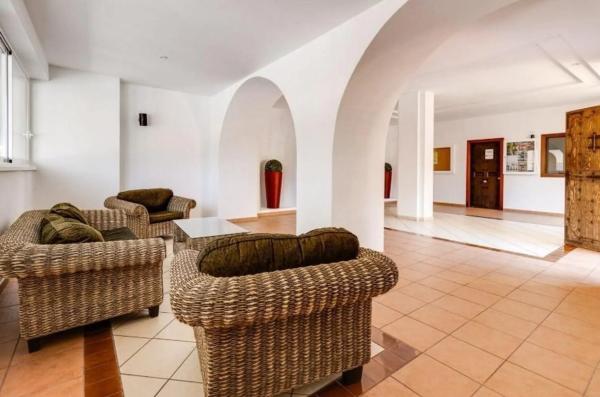 Piso en avenida Roentgen, 3