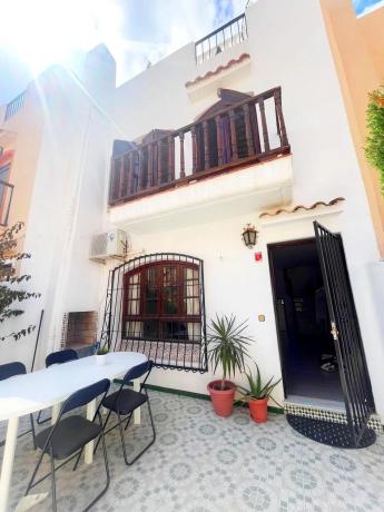 Chalet adosado en avenida Alfredo Nobel, 55