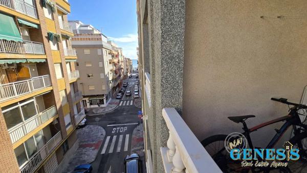 Piso en CL Caballero Rodas, 173