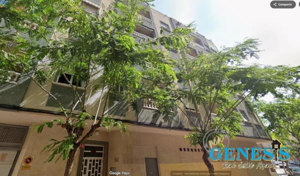 Piso en CL Caballero Rodas, 173